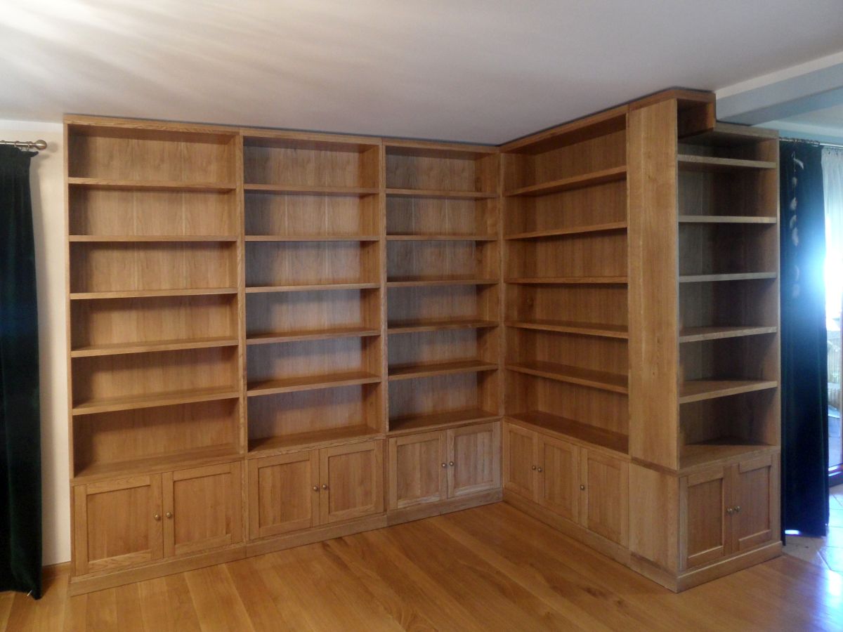 Biblioteka z litego drewna na zamówienie 19